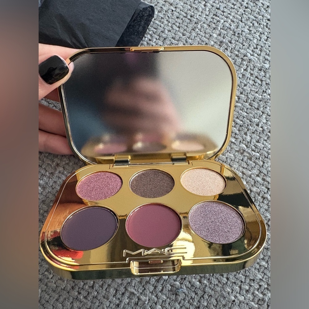 MAC Cosmetics Treasured Eye Shadow Palette x 6 Rose to the Occ (Limited Edition) - Picture 9 of 10